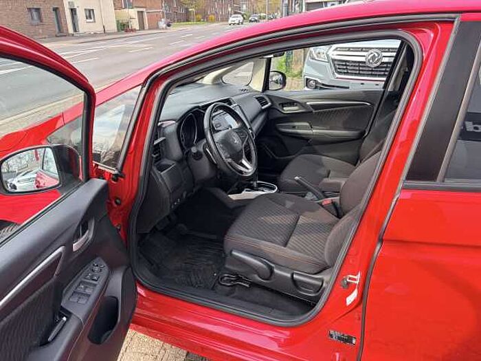 Honda Jazz 1.5 i-VTEC CVT Dynamic