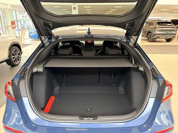 Honda Civic e: HEV 2.0 i-MMD Hybrid Elegance