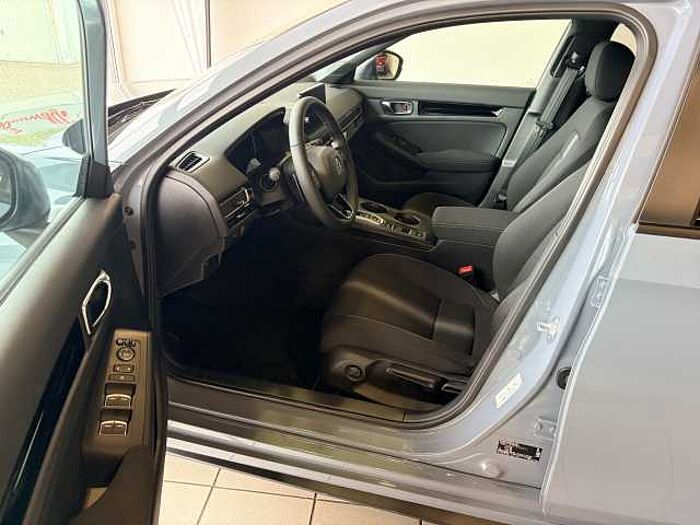 Honda Civic e: HEV 2.0 i-MMD Hybrid Elegance
